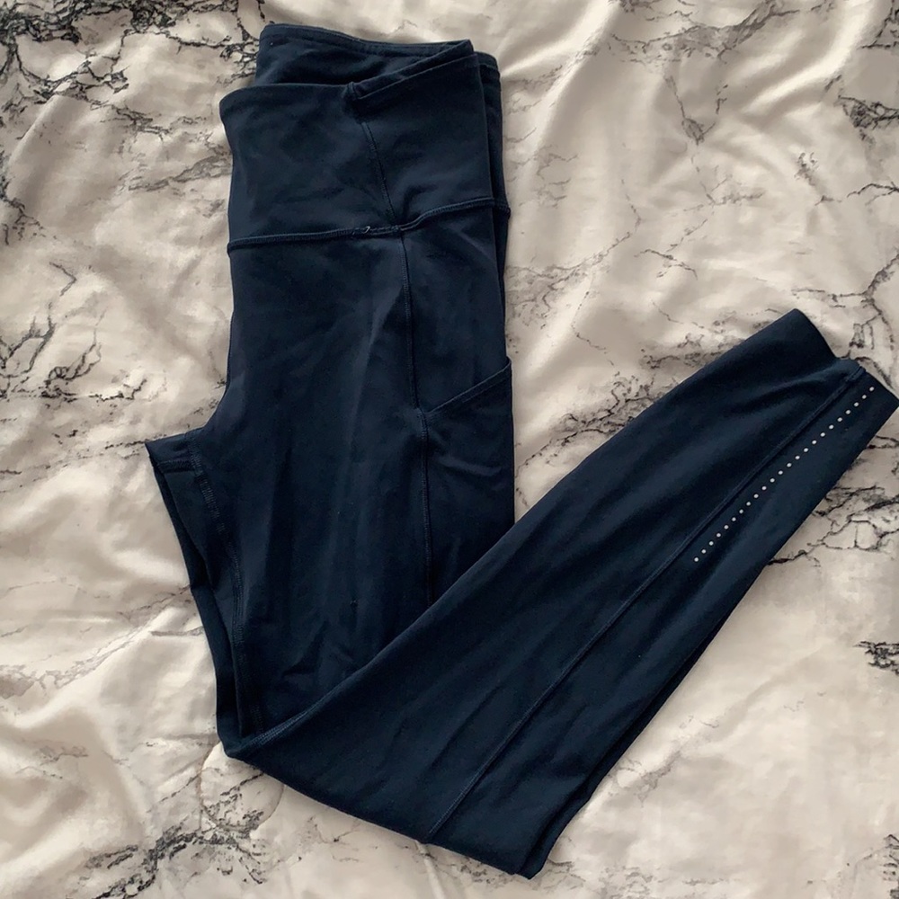 Navy blue Lululemon leggings